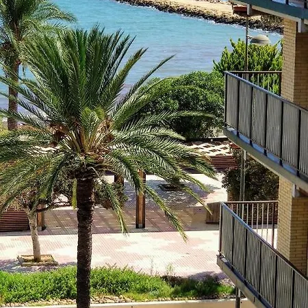 Beautiful Flat With Sea View And Sound Of The Surf *