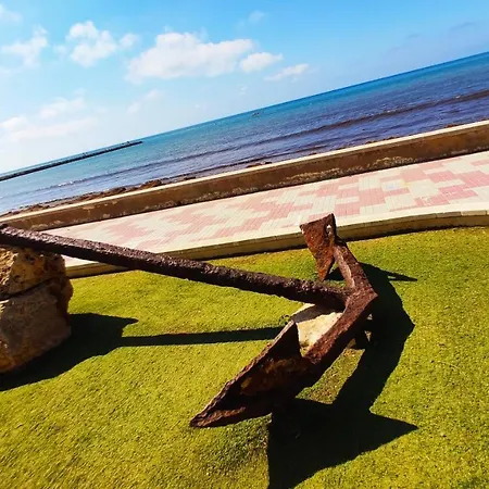 Beautiful Flat With Sea View And Sound Of The Surf